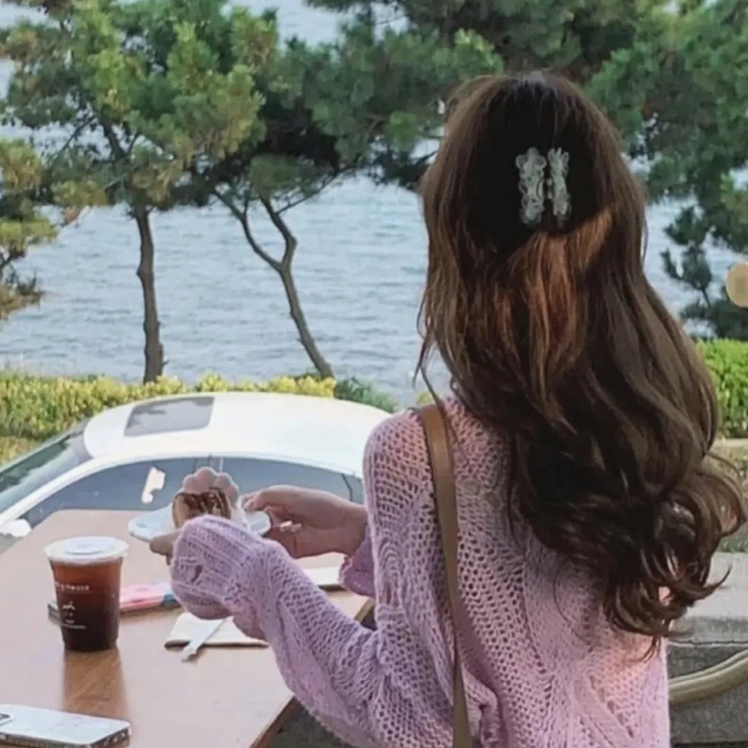 慈母线牵孝子心